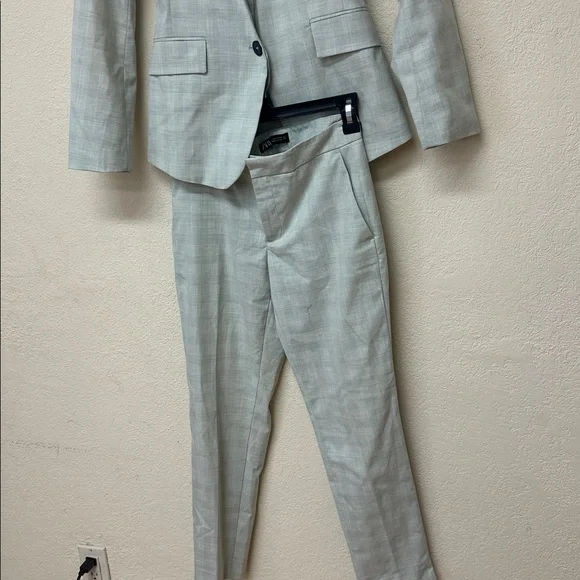 Zara womans Light sage green Plaid Suit Blazer & Trousers size XS - Picture 2 of 4